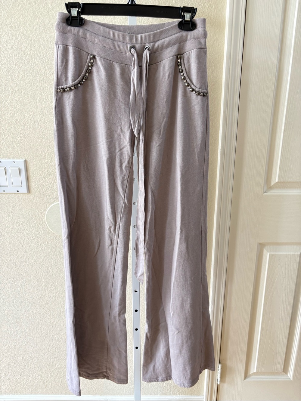 Twisted Heart Y2K Low Rise Flare Joggers in Pale Lavender - Size M
